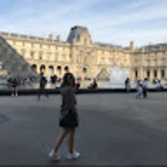 Meet your Posher, R - Picture 1 of 1